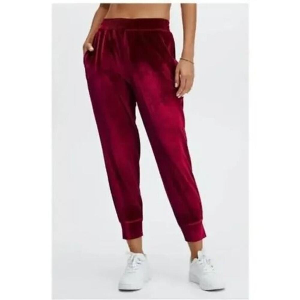 NWT Fabletics Luxe Velour Jogger in Cherry Burst Red